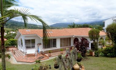 casa en venta en condominio los alpes. Cod V14098