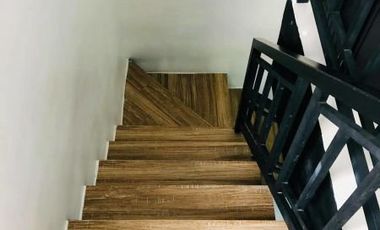 Corner Lot House for SALE or RENT with 4 Bedrooms in Sto. Domingo Angeles City