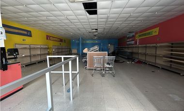 OPORTUNIDAD ÚNICA! SE VENDE TERRENO CON MEJORAS DETRAS DEL SHERATON