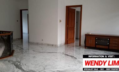 DIJUAL RUMAH di Jl METRO ALAM, PONDOK INDAH (dgn SWIMMING POOL)