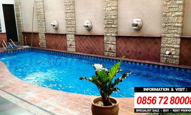 DIJUAL RUMAH di Jl METRO ALAM, PONDOK INDAH (dgn SWIMMING POOL)