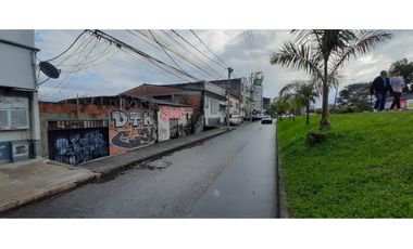 OPORTUNIDAD VENTA DE LOTES AVENIDA 30 DE AGOSTO PEREIRA
