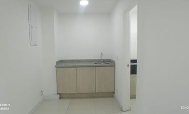 local en arriendo en niza. Cod A2285