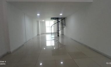 local en arriendo en niza. Cod A2285