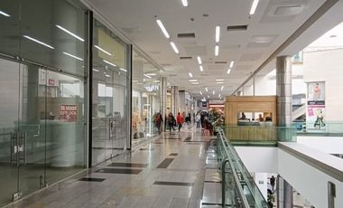 local en arriendo en niza. Cod A2285