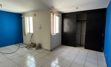 CASA CENTRICA CERCA DE ACCESO NORTE