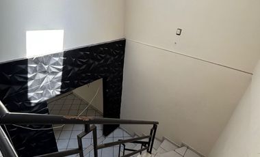 CASA CENTRICA CERCA DE ACCESO NORTE