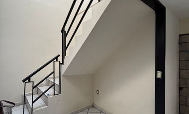 CASA CENTRICA CERCA DE ACCESO NORTE