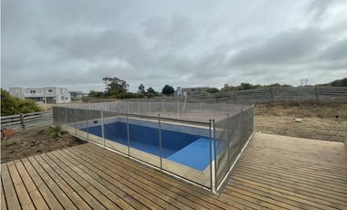 CASA EN VENTA EN COSTA ESMERALDA  - ECUESTRE 432