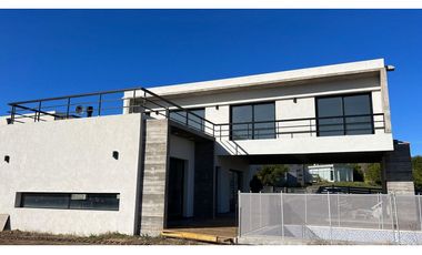 CASA EN VENTA EN COSTA ESMERALDA  - ECUESTRE 432