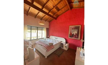 IMPECABLE CASA QUINTA