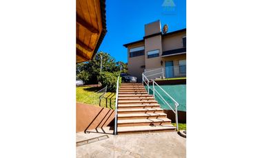 IMPECABLE CASA QUINTA