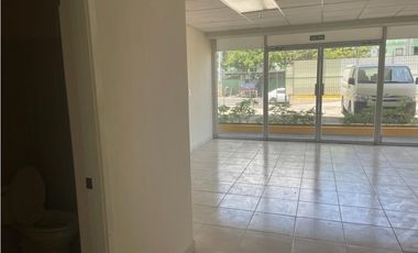 Alquiler de Galera en avenida nacional