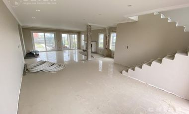 Casa - Los Castaños