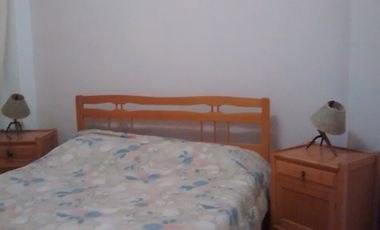 DEPARTAMENTO DE 2 AMBIENTES CON DEPENDENCIA A METROS DE LA PLAYA Y EL CENTRO.