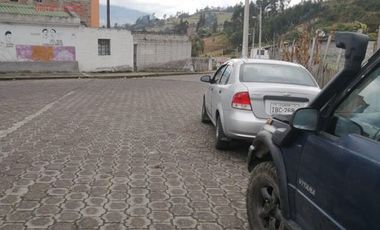 Venta de casa en Otavalo sector Quichinche