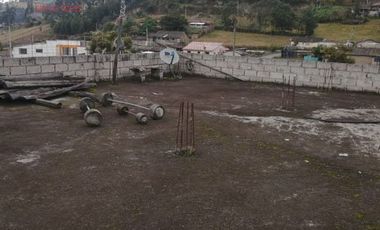 Venta de casa en Otavalo sector Quichinche