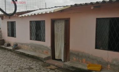 Venta de casa en Otavalo sector Quichinche