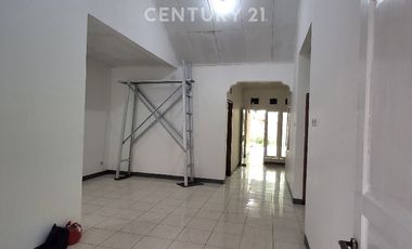 Rumah Bebas Banjir Di Harapan Indah, Cluster Adenium, Bekasi