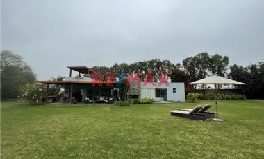 Se Vende Hermosa Casa De Campo En El Carmen - Chincha