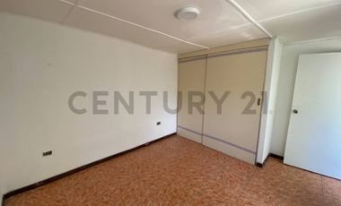 Se vende lindo y amplio departamento sector centro.