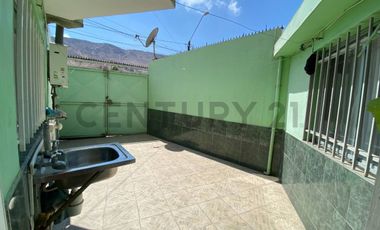 Se vende lindo y amplio departamento sector centro.