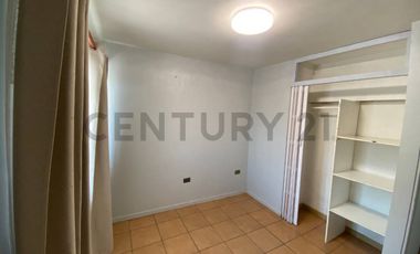 Se vende lindo y amplio departamento sector centro.