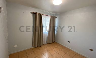 Se vende lindo y amplio departamento sector centro.