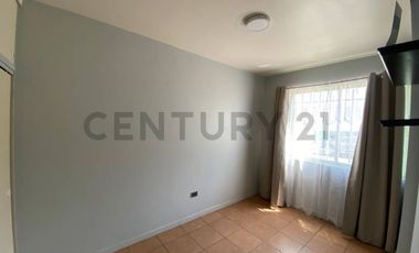 Se vende lindo y amplio departamento sector centro.