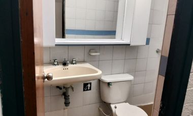 casa-local en arriendo en las ferias. Cod A118879