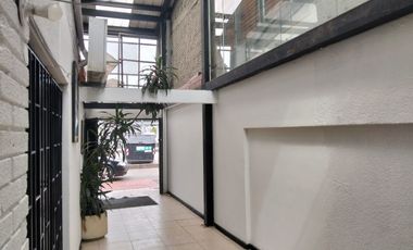 casa-local en arriendo en las ferias. Cod A118879