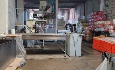 TRASPASO O VENTA DE BODEGA Y TERRENO COMERCIAL EN ZINACANTEPEC
