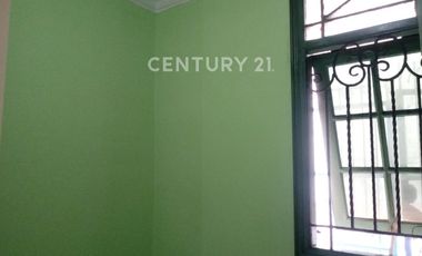 Rumah Klasik Di Area Strategis Tanjung Duren