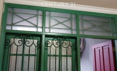 Rumah Klasik Di Area Strategis Tanjung Duren