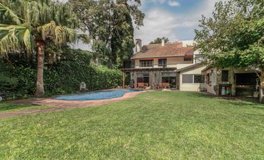 Casa en Venta - Acas.-B.Parque Aguirre