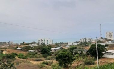Punta Blanca - Entrada 6, casa con 3 dormitorios, dentro de conjunto cerrado y en zona de alta plusvalía.