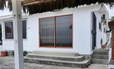 Punta Blanca - Entrada 6, casa con 3 dormitorios, dentro de conjunto cerrado y en zona de alta plusvalía.