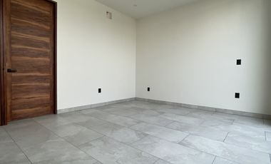CASA EN VENTA DE UN PISO LOMAS IV EL MOLINO