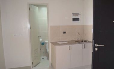 2 BEDROOM CONDO FOR SALE NEAR MAKATI AVENUE