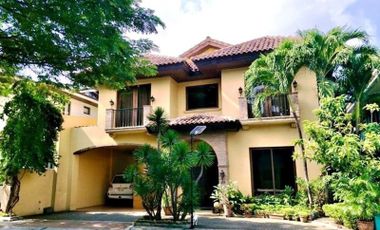 Luxurious house for sale at Makati City