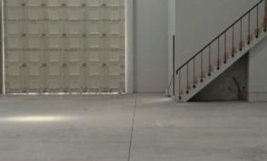 Gudang Baru 2 Lantai Asri Pelem Watu Menganti Gresik