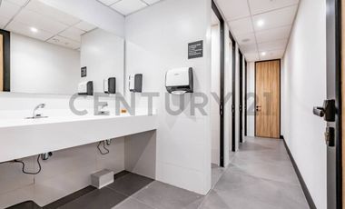 VENTA OFICINA EN VITACURA