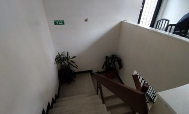edificio en venta en javeriana. Cod V4794