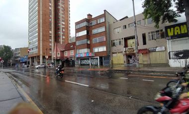 edificio en venta en javeriana. Cod V4794
