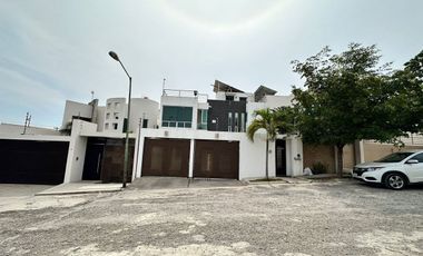 CASA EN VENTA EN NAPOLEON GOMEZ SADA, LAZARO CARDENAS