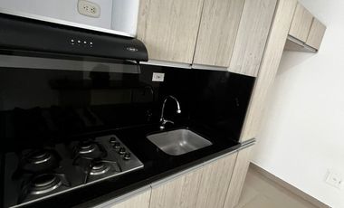 apartamento en arriendo en la floresta. Cod A3463
