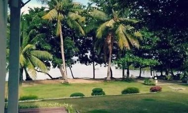 For Sale Ready for Occupancy 3-Bedrooms Beach House Villa in Danao City Cebu!