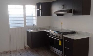 EXCELENTE CASA EN VENTA REMODELADA ,CERCA XANGARI