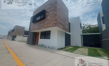 Venta de casas en residencial Las Rosas en Santa María Totoltepec Toluca