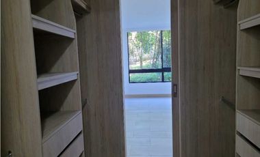 Venta de Apartamento ubicado en el Retiro en Unidad Cerrada